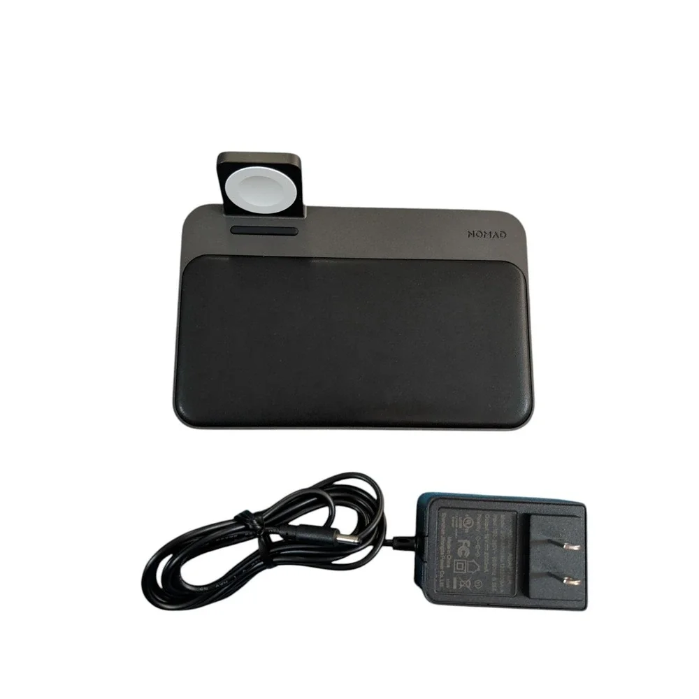 Cc9U Nomad Wireless Charging Pad 15W Total iPhones & Apple Watch - Black Used‎